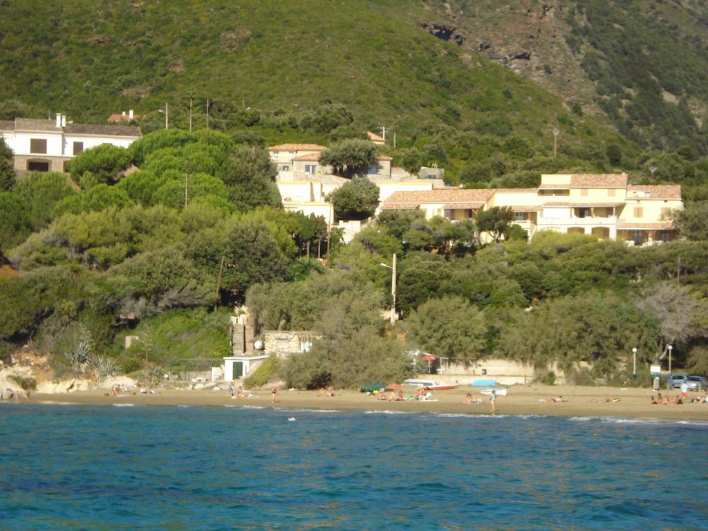 Residence Arinella Farinole Buitenkant foto
