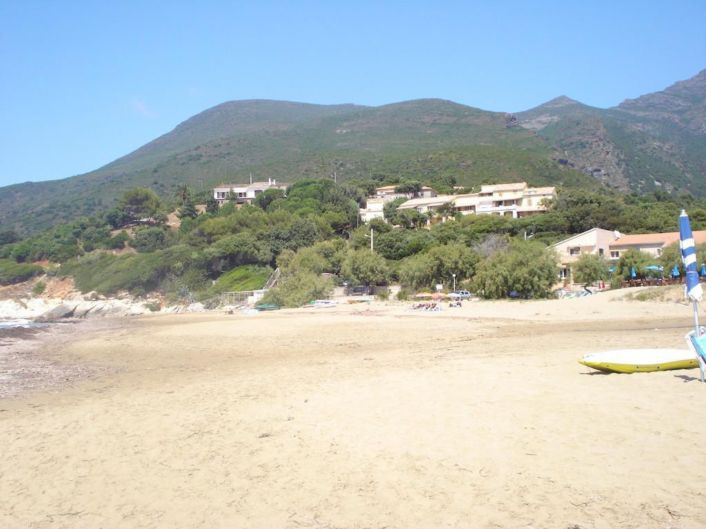 Residence Arinella Farinole Buitenkant foto