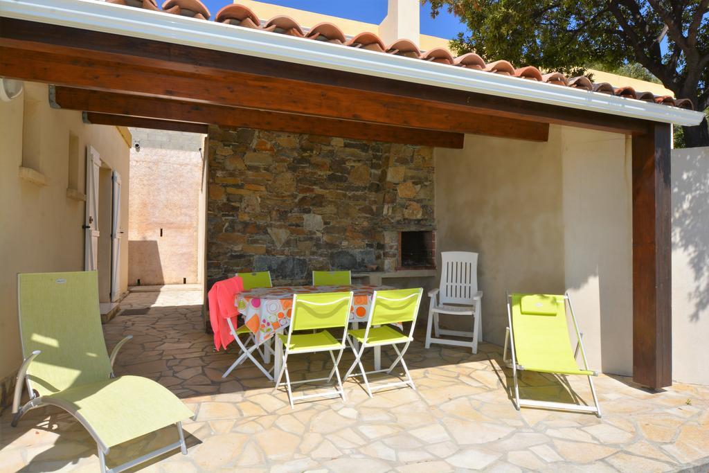 Residence Arinella Farinole Buitenkant foto