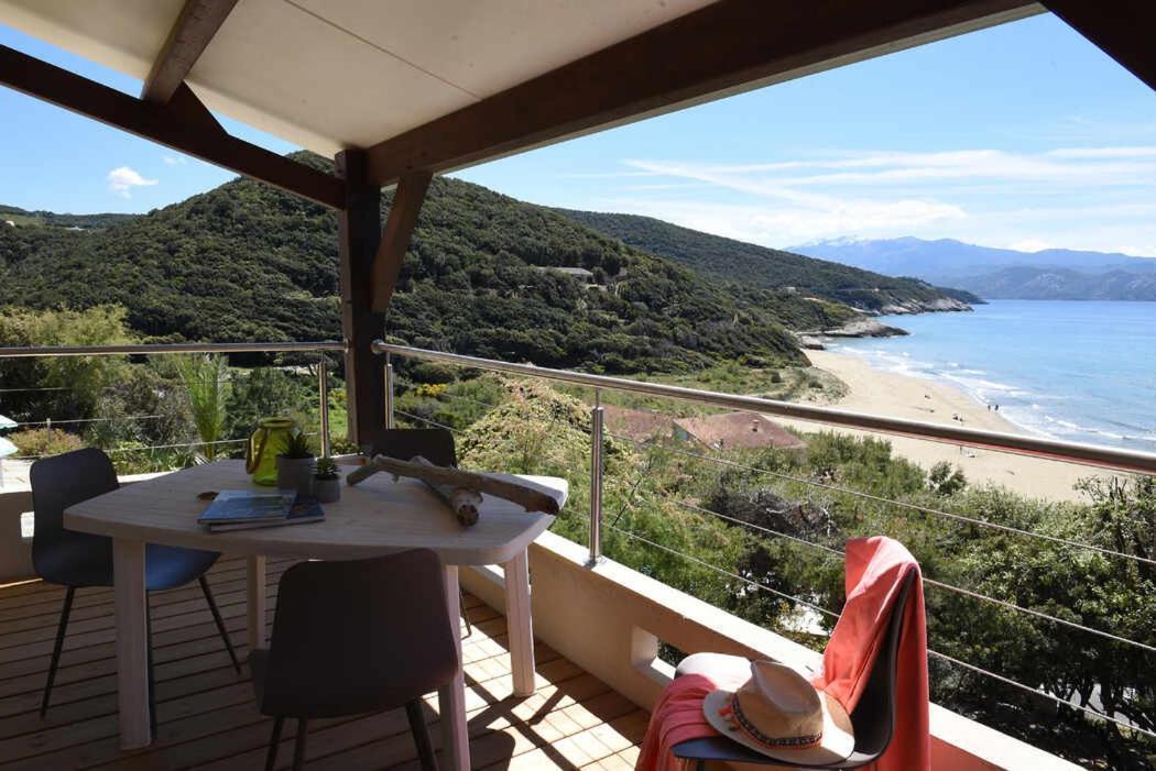 Residence Arinella Farinole Buitenkant foto