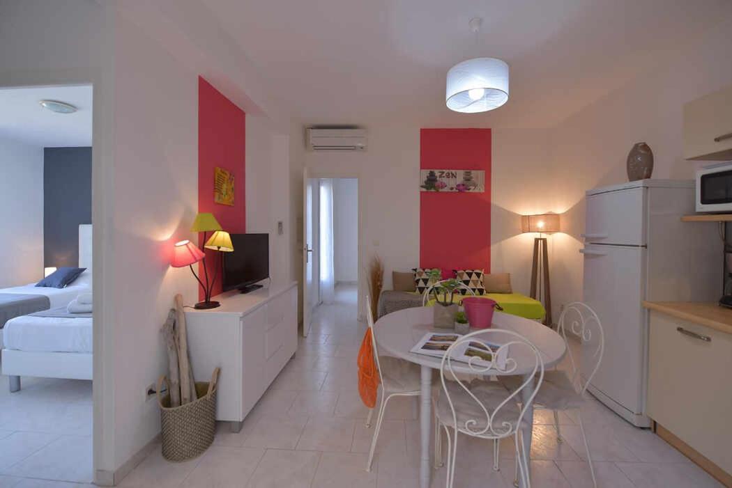Residence Arinella Farinole Buitenkant foto